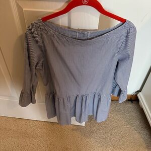 Haley & the Hound top XS freshly dry cleaned